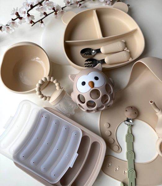 Силиконовый прорезыватель-игрушка сова с погремкой Beige 5247-56 фото